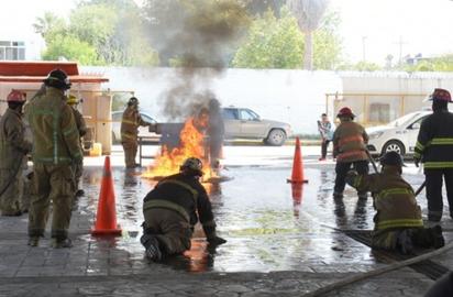 Bomberos de Monclova requieren fortalecimiento 