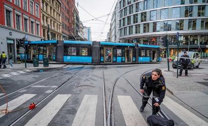 Hombre prende fuego a su esposa en tranvía de Alemania