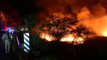 Protección Civil combate incendios simultáneos en Sabinas