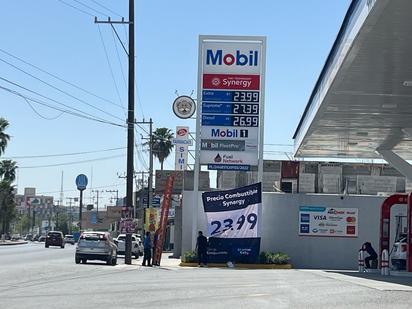 La gasolina baja en Monclova: algunos establecimientos ofrecen litros a 23.99 Pesos