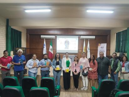 La Licenciada Magaly Chávez de la CDHEC impartió conferencia sobre derechos de las mujeres