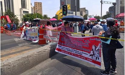 CNTE culmina paro de 72 horas con marcha al Zócalo de la CDMX