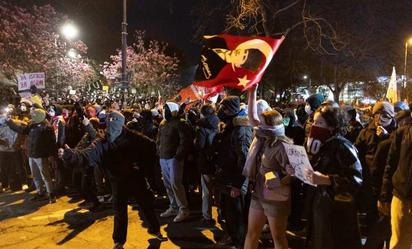 Masiva protesta en Estambul por detención de alcalde opositor Imamoglu