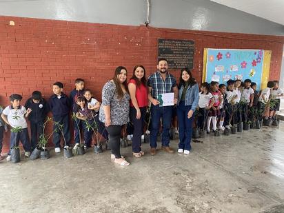Coahuila Siembra educa a niños sobre reforestación y cuidado ambiental
