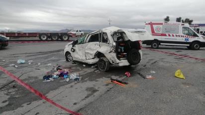 Choque en la carretera Monclova-Saltillo cobra dos vidas