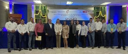 El personal docente del TecNM Región Carbonífera participó como evaluador en el XXVII concurso nacional de prototipos y proyectos de emprendimiento