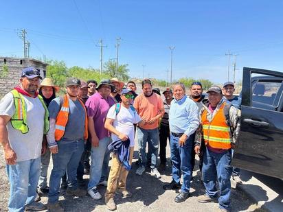 Supervisan labores de limpieza en el Libramiento Norte de San Juan de Sabinas