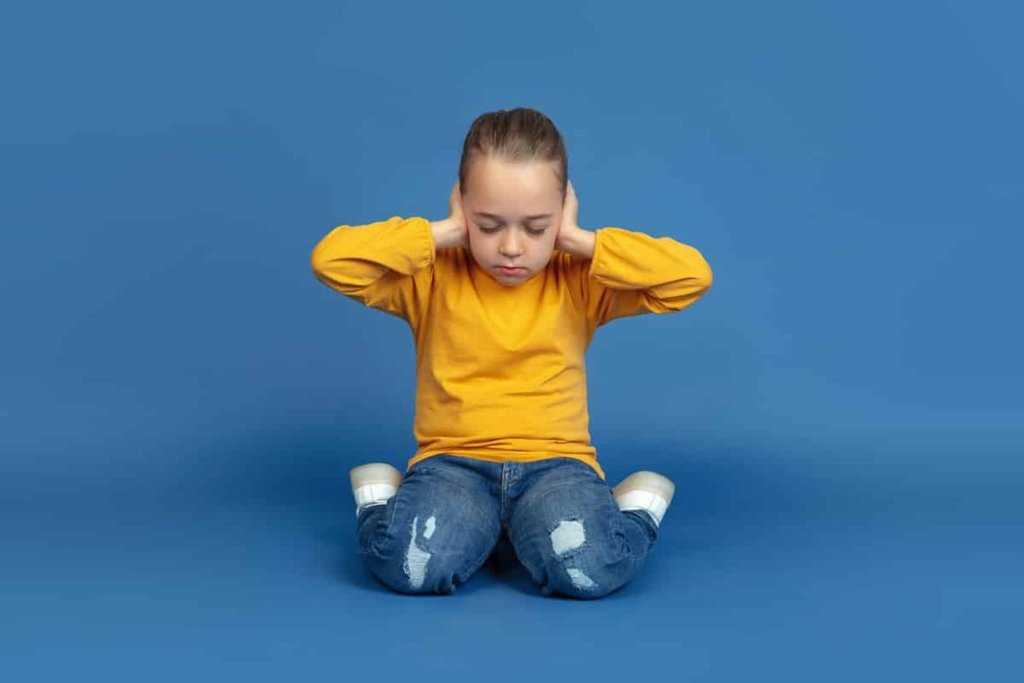 Autismo: El 30% de los casos presenta regresión en habilidades alrededor de los 18-24 meses.
