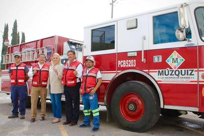 Cuerpo de bomberos de Múzquiz se refuerza con nuevas unidades
