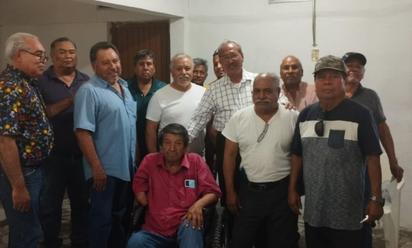 Taxistas de Monclova refuerzan el 'Frente Unido' para mejorar el servicio