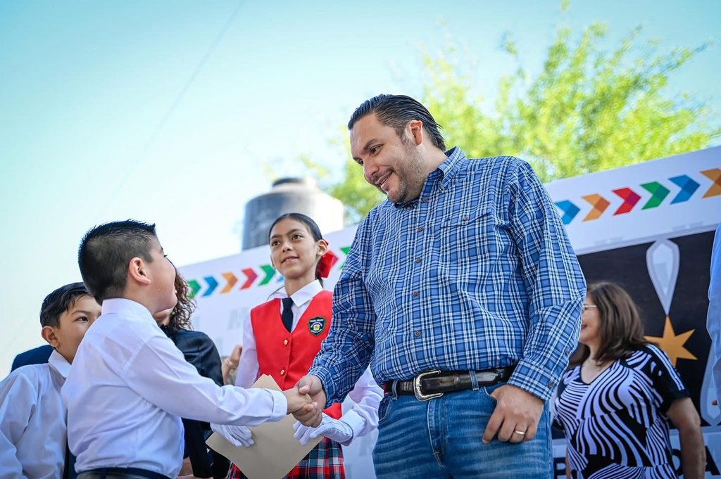 Los primeros 100 días de  gobierno de Carlos Villarreal