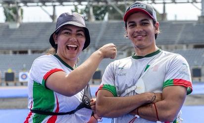 México gana oro en Copa del Mundo de Tiro con Arco en equipo mixto