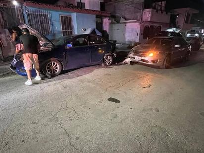 Choque múltiple en la colonia Praderas deja solo daños materiales