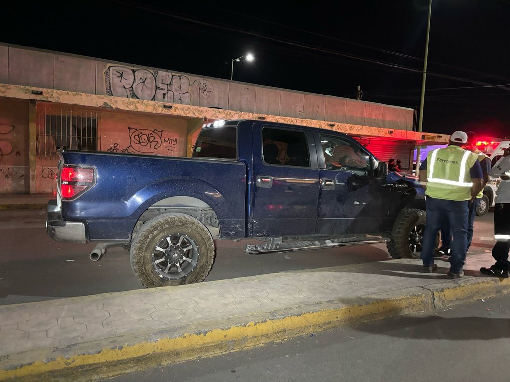'Fiesta de fierros' en la Zona Centro de Fronteta deja cuantiosos daños materiales