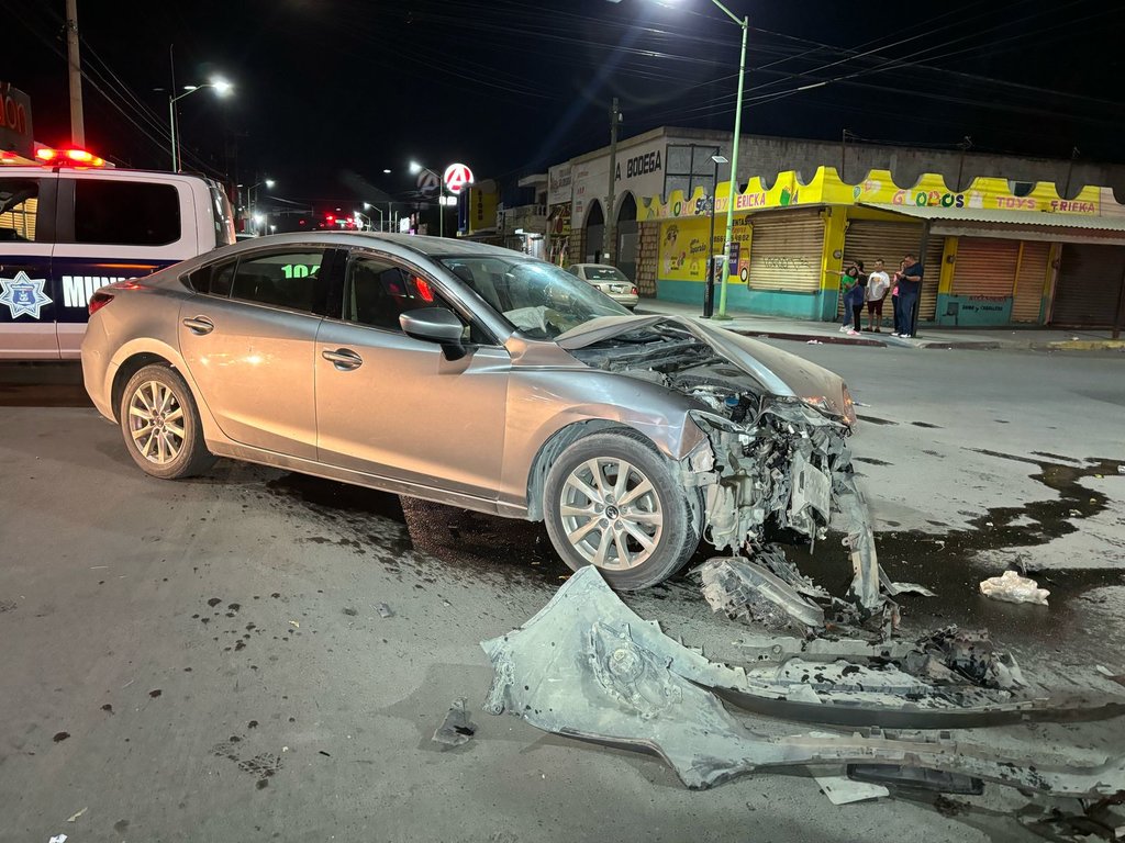 'Fiesta de fierros' en la Zona Centro de Fronteta deja cuantiosos daños materiales