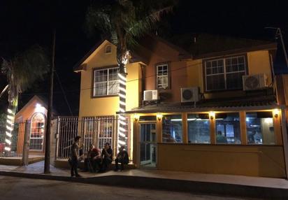 Exempleada señala a dueño de Asadero San Marcos y teme por su seguridad