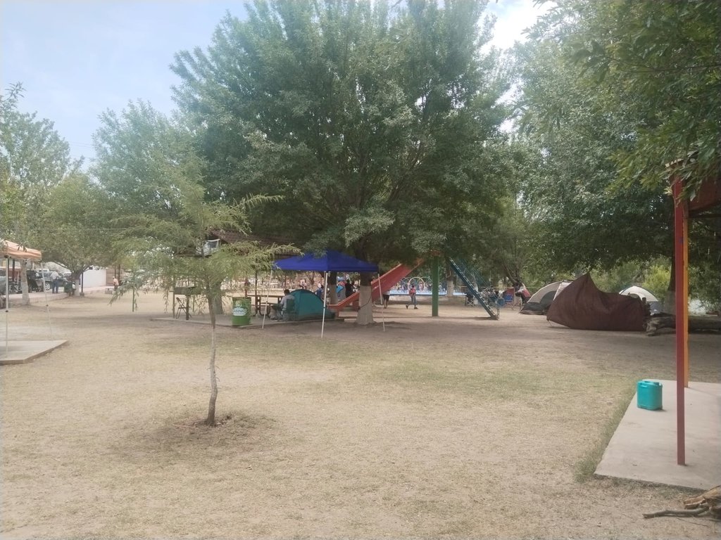 6802d9d46f704.jpg