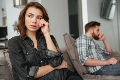 Como reconocer si aún hay amor en la pareja o solo siguen por costumbre y comodidad, según los expertos en relaciones