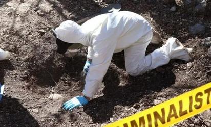 Hallan seis fosas clandestinas con restos humanos en Colima