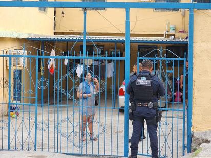 Mujer denuncia agresión y robo por parte de exrecluso