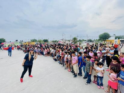 Fundación Bravitos celebra Día del Niño con juegos, regalos y espectáculos para niños de Monclova