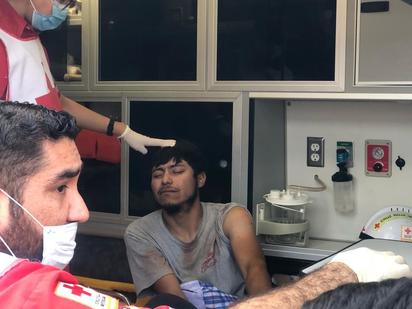 vecino le abre alcancía a palos en la cabeza