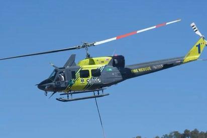 Helicóptero que combatía incendio en Arteaga se desploma
