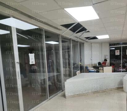 Se derrumba plafón en clínica del ISSSTE de Monclova por tromba 