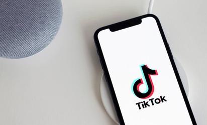 TikTok en conflicto con la UE por privacidad de usuarios