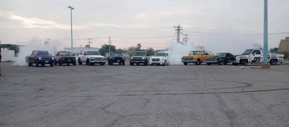 Riña en evento de autos clásicos en Sabinas deja un herido y tres detenidos