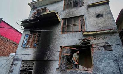 India afirma haber matado a 100 milicianos en Cachemira