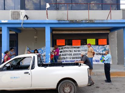 Habitantes de la zona sur se manifiestan por falta de agua