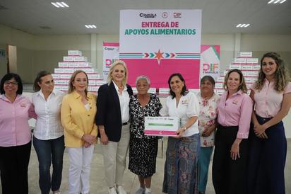 Liliana Salinas fortalece salud mental y entrega apoyos alimentarios a familias vulnerables en Múzquiz