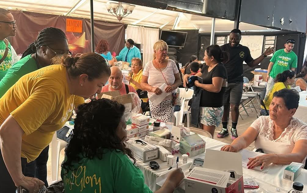 brigada médica gratuita en Sabinas