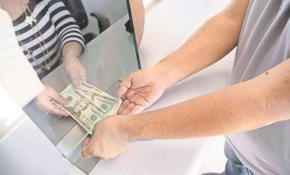 Oposición celebra freno a impuesto de Trump a remesas