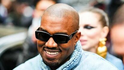 Kanye West pide perdón tras polémica por comentarios antisemitas
