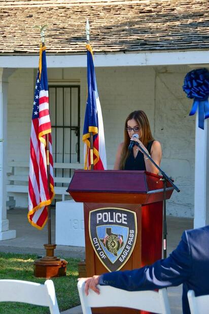 Propone Mónica Cruz recuperar viviendas abandonadas para revitalizar Eagle Pass