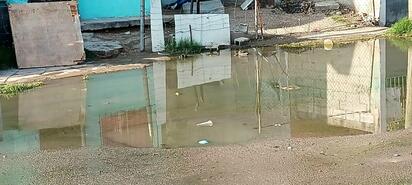 Derrame de aguas negras en la colonia Argentinas: una amenaza ignorada