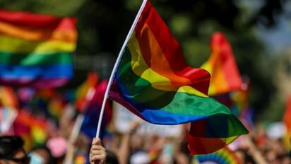 La comunidad LGBT+ organiza marcha para promover el respeto y la inclusión en Sabinas