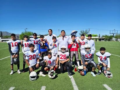 Falcons y Bucaneros a la final del fútbol americano