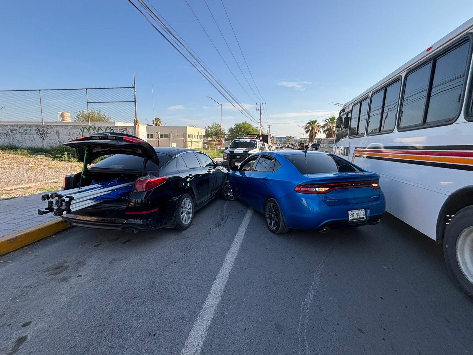 seguridad: Choque de dos vehículos moviliza las autoridades