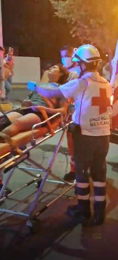 Hallan a mujer desmayada frente a panteón Guadalupe