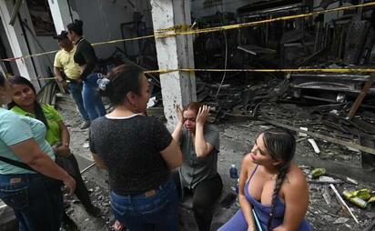 Explosiones y ataques armados sacuden suroeste de Colombia
