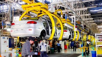 Industria automotriz respalda el Plan México de Sheinbaum
