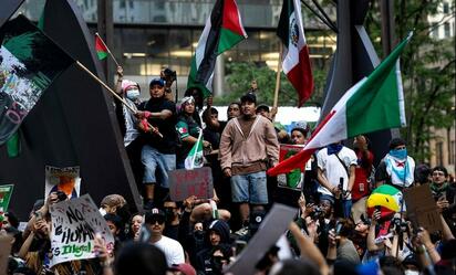Cónsul mexicano llama a manifestarse en paz en EEUU