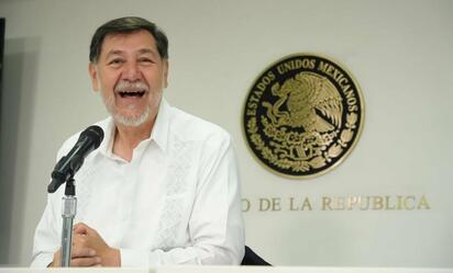 Noroña niega interés en seguir como presidente del Senado