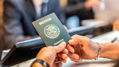 Consulado reporta alta demanda por el pasaporte mexicano 