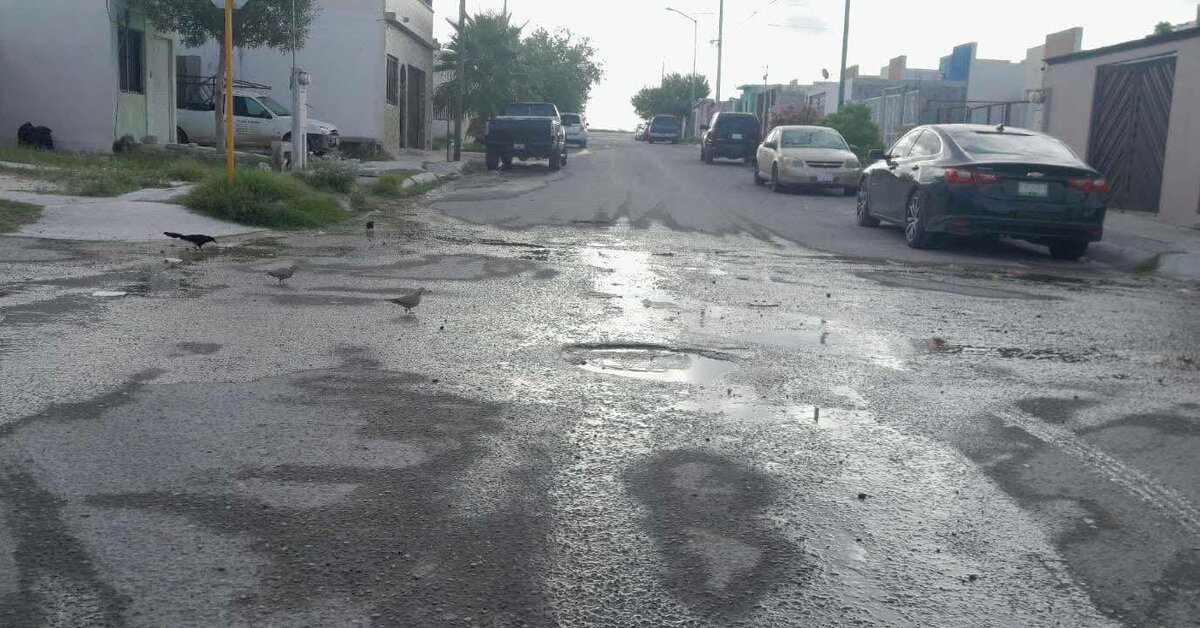Vecinos de Valle de las Flores exigen atención urgente a calles deterioradas: Son diversas las afectaciones reportadas por los vecinos de la colonia Valle de las Flores en las calles