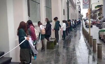 ¡Cierran Palacio de Gobierno! Alumnos exigen justicia en Xalapa