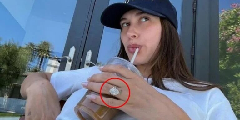 Hailey Bieber 